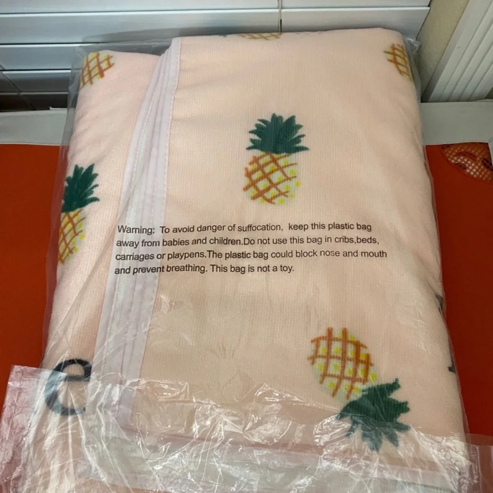 Kate Spade Pineapple Towel